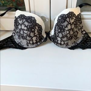 Victoria Secret bra